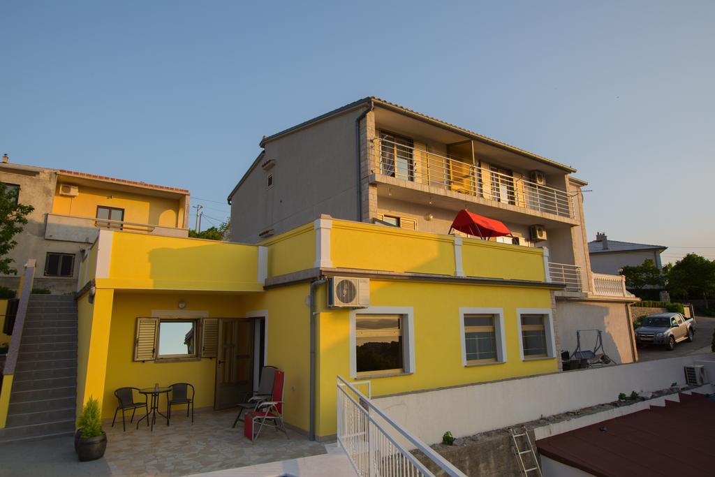 סנג' Apartments Zora מראה חיצוני תמונה