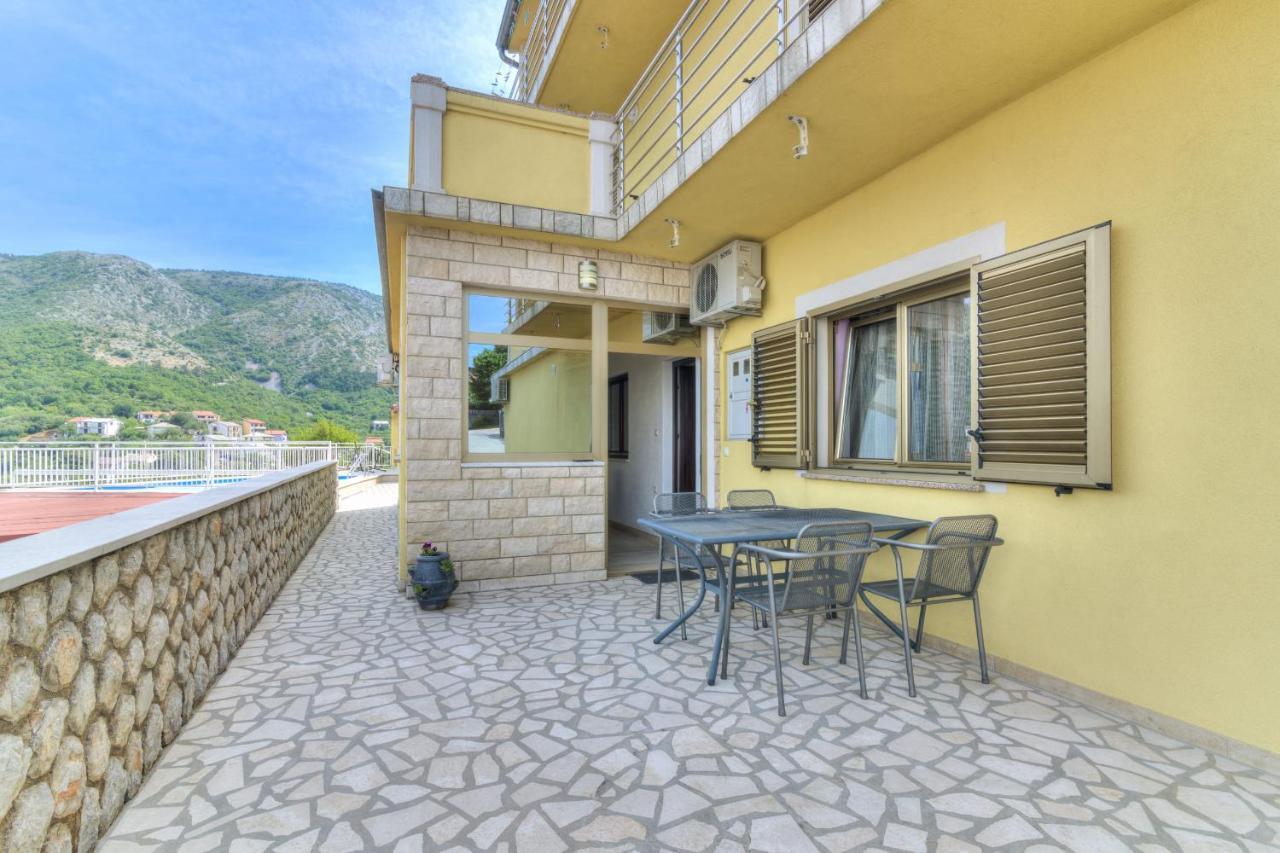 סנג' Apartments Zora מראה חיצוני תמונה